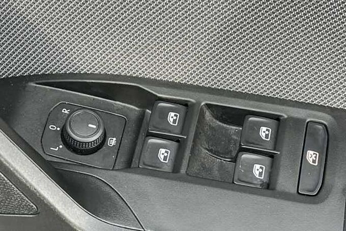 SEAT Leon 1.0 TSI EVO SE Dynamic 5dr