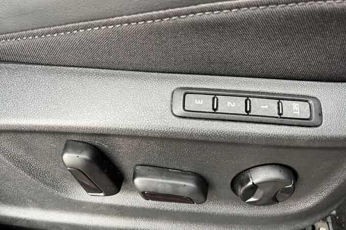 SEAT Ateca 1.5 TSI EVO FR Sport 5dr DSG