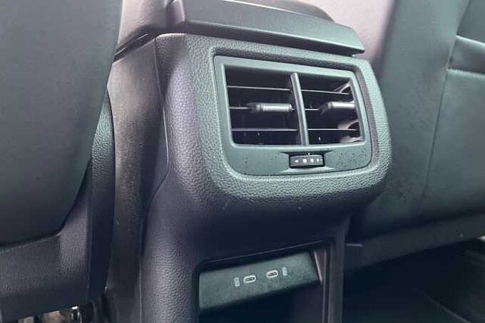 SEAT Ateca 1.5 TSI EVO FR Sport 5dr DSG